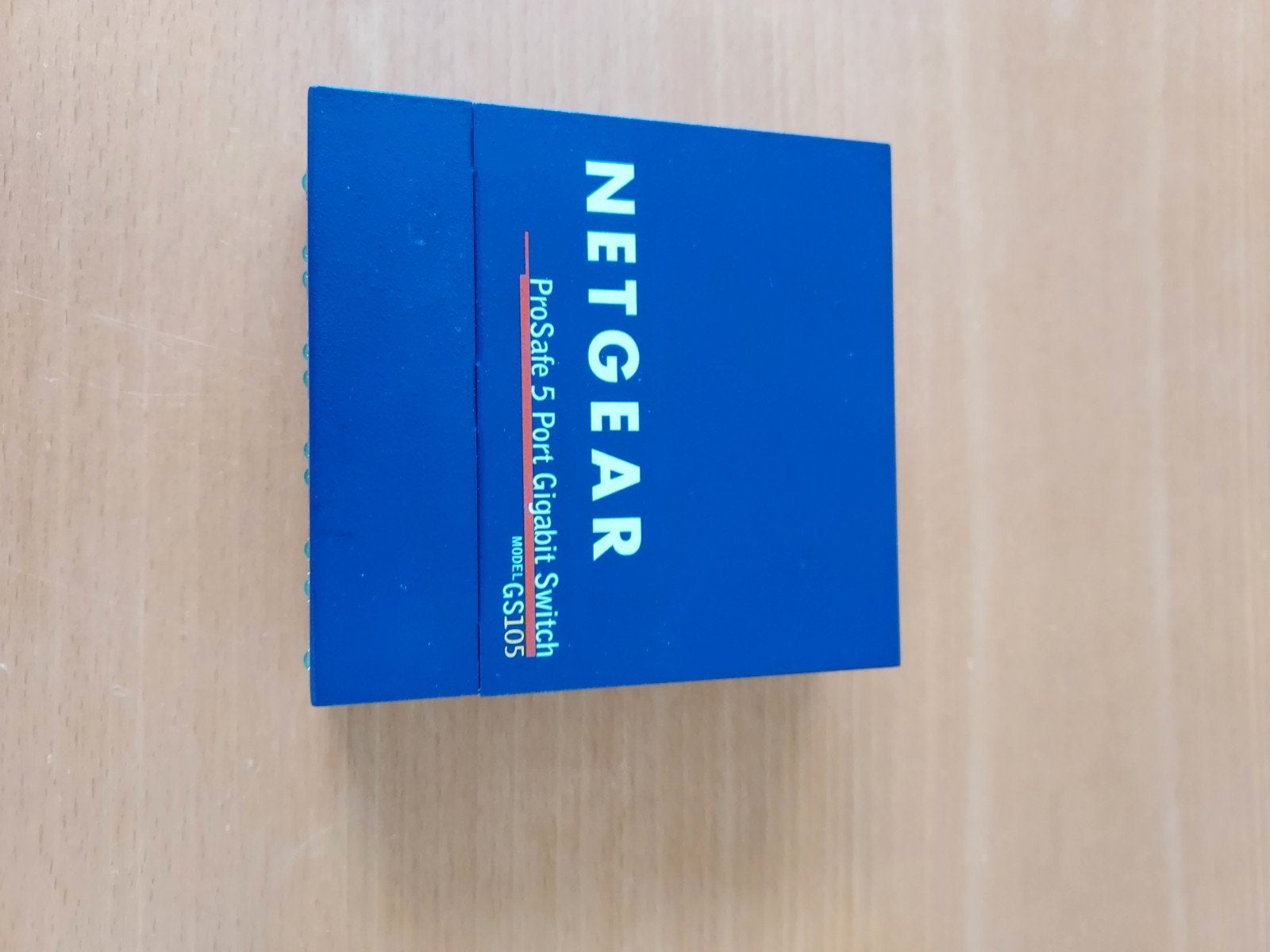 NETGEAR ProSafe 5-poorts Gigabit Switch (GS105), Computers en Software, Ophalen of Verzenden