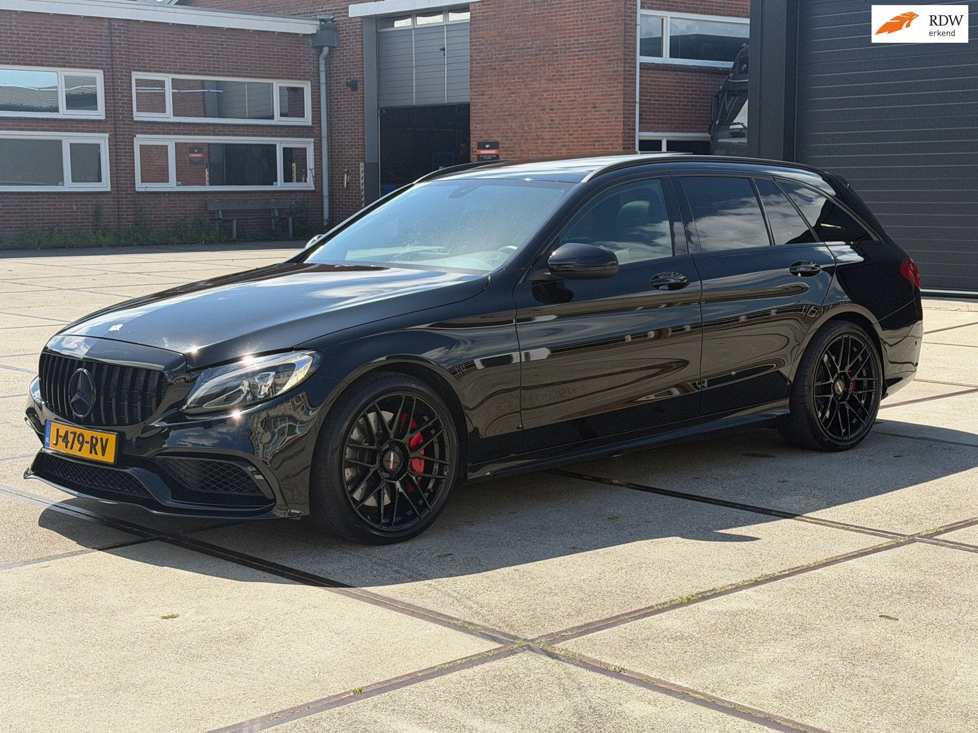 Mercedes-Benz C-klasse Estate C43 AMG 4MATIC Burmeister Pano, Auto's, Dealer onderhouden, 367 pk, Vierwielaandrijving, 93 €/maand