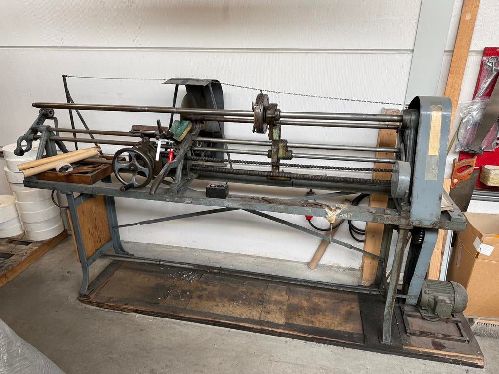 Industriële Snijmachine, Ophalen, Zo goed als nieuw, Metaaldraaibank