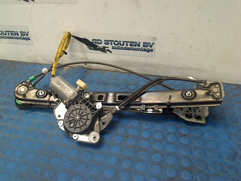 Raammechaniek Elek Rechts Voor 3 serie Touring (E46/3) 2004, Gebruikt, Petuelring 130, München 80809, , Duitsland, BMW, Bayerische Motoren Werke AG