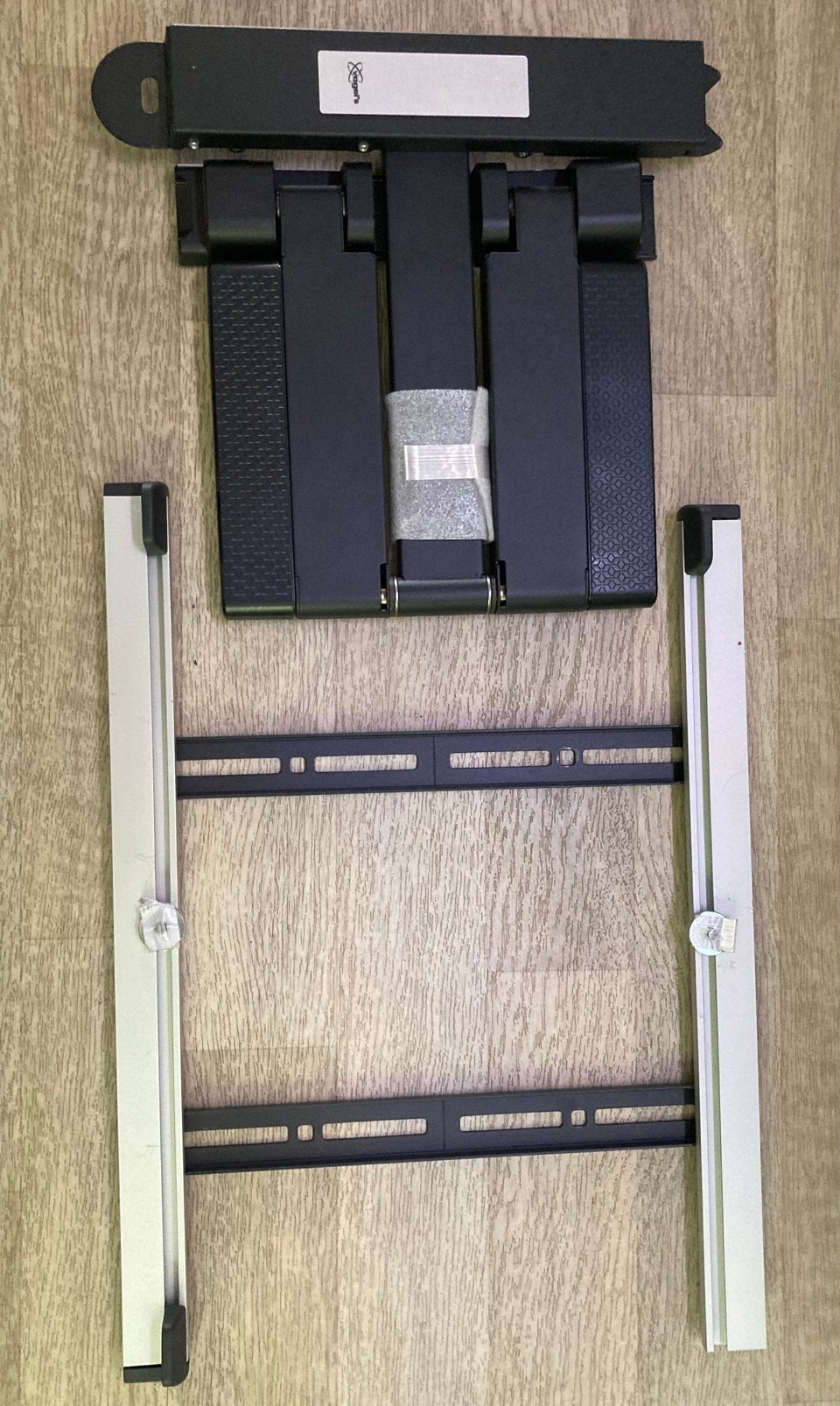 Vogel's DesignMount TV Muurbeugel | ongebruikt, Ophalen of Verzenden, Zo goed als nieuw