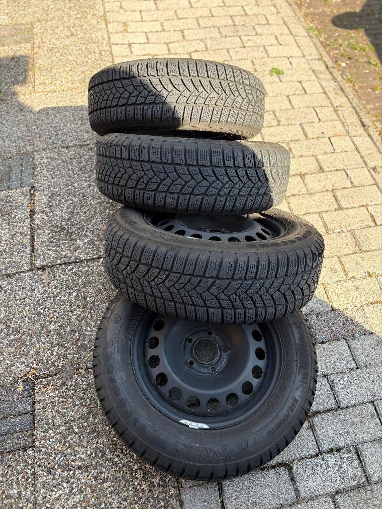 Winterbanden, Auto-onderdelen, Banden en Velgen, Band(en), Winterbanden, 16 inch, 215 mm, Personenwagen, Gebruikt, Ophalen