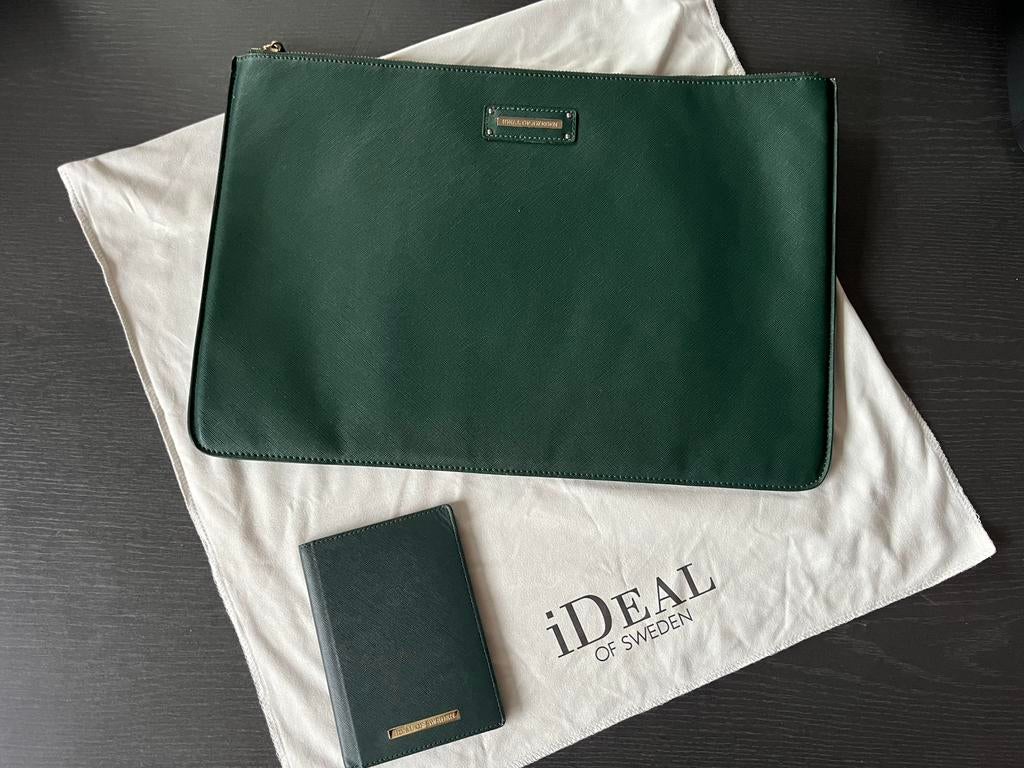 Ideal of Sweden laptophoes en paspoorthouder/ nieuw!, Ophalen of Verzenden, 15 inch, Zo goed als nieuw