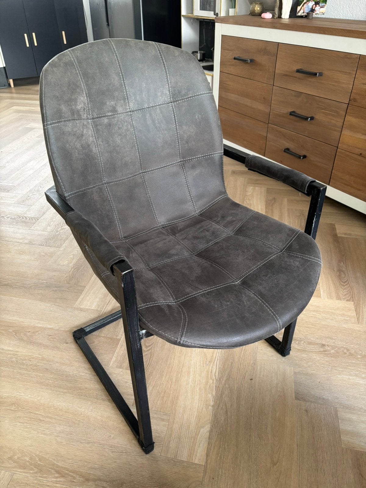4x stoelen eetkamerstoelen antraciet, Ophalen, Zo goed als nieuw, Vier, Stof