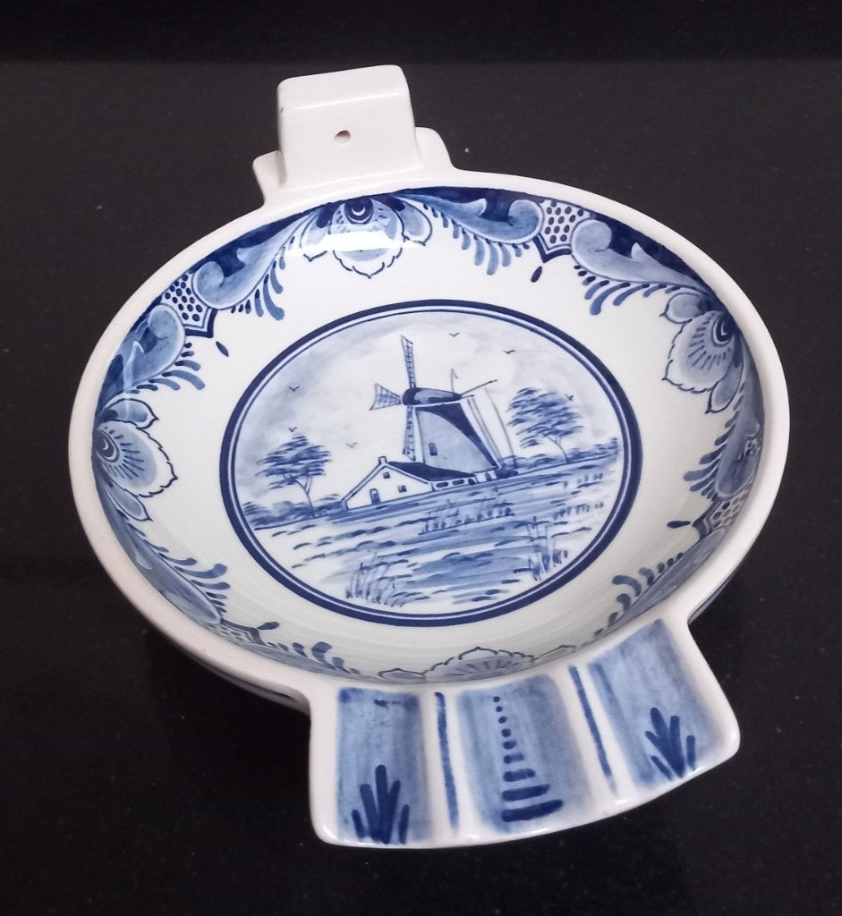 delfst blauw asbak met luciferhouder verzamelitem, Overige typen, Ophalen of Verzenden, Zo goed als nieuw, Overige stijlen