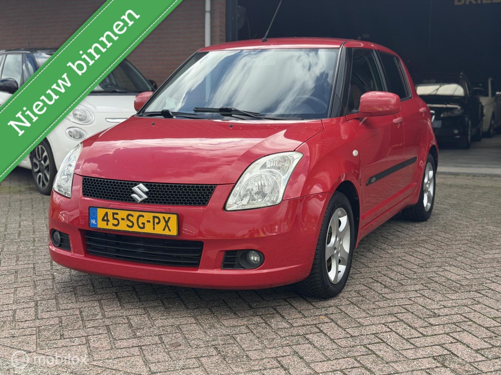 Suzuki Swift 1.3 Exclusive 5 DEURS|APK|AIRCO|INRUILER!, Auto's, Voorwielaandrijving, Stof, Zwart, 965 kg