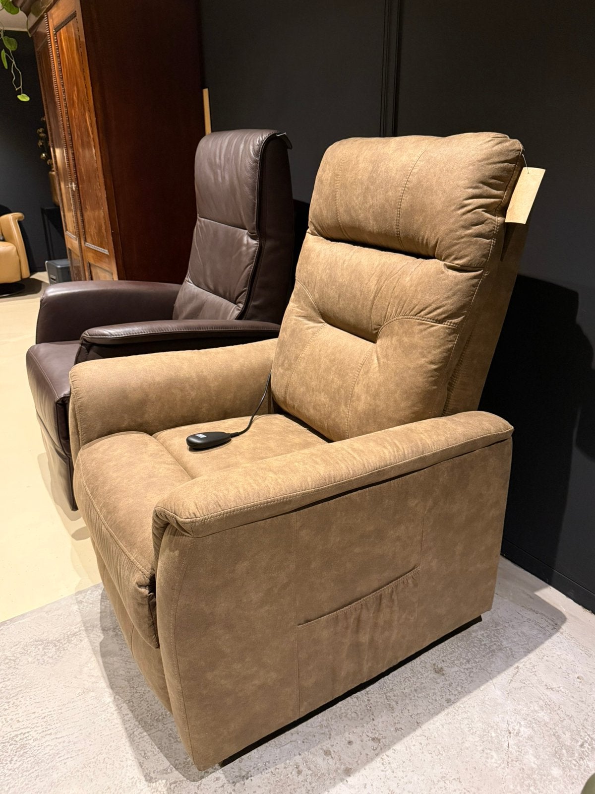 Op Voorraad! Prachtige sta-op fauteuils, Huis en Inrichting, Maison Chic, Nieuw, 75 tot 100 cm, Ophalen of Verzenden
