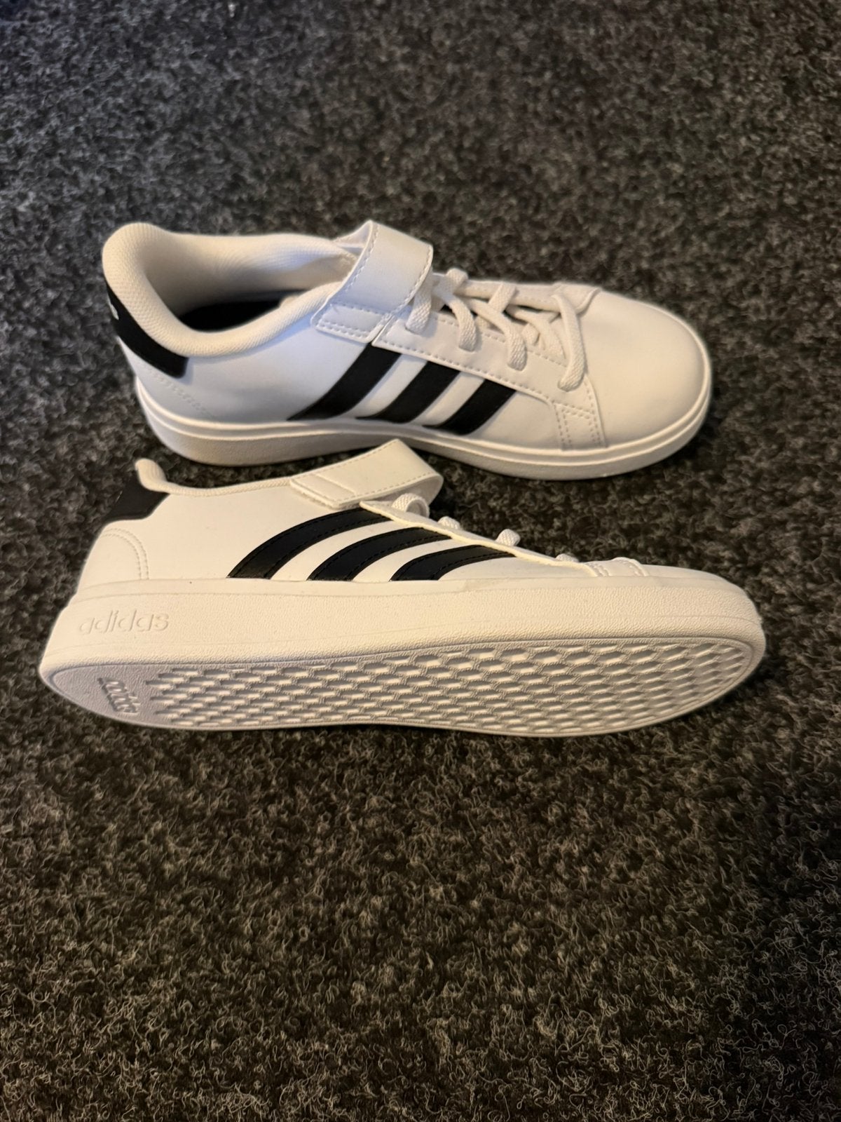 Schoeben adidas, Verzenden, Zo goed als nieuw, Overige typen, Adidas