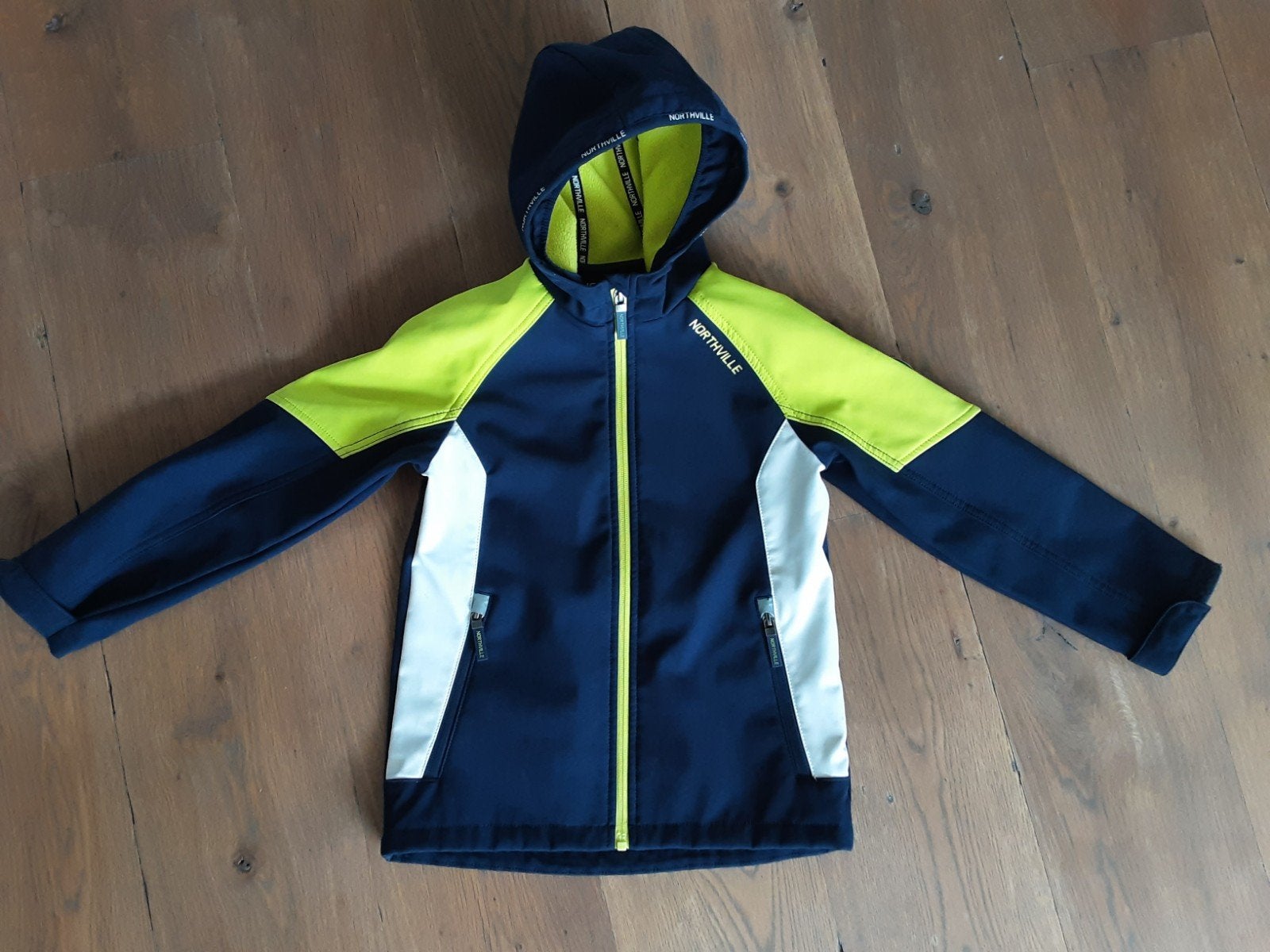 Northville softshell jas maat 128, Ophalen, Gebruikt, Jongen of Meisje, Northville