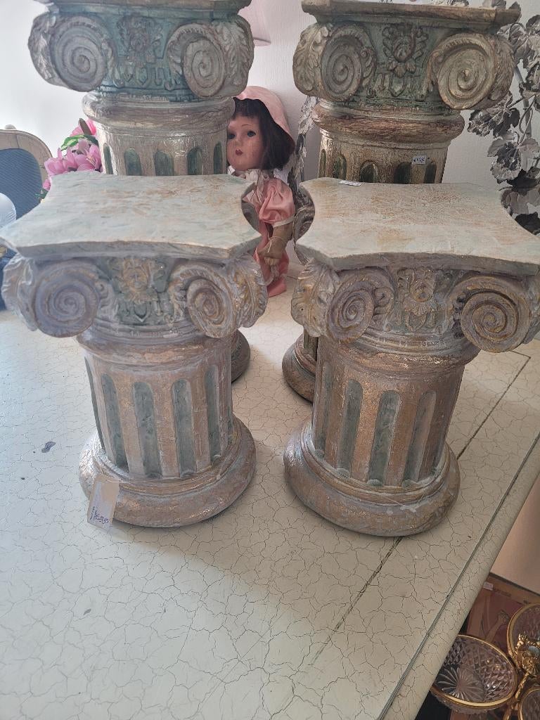 Kleinere zuiltjes merk House of Baroque p/st 39,95, Huis en Inrichting, Woonaccessoires | Zuilen en Pilaren, Heikant 21 Kaatsheuvel