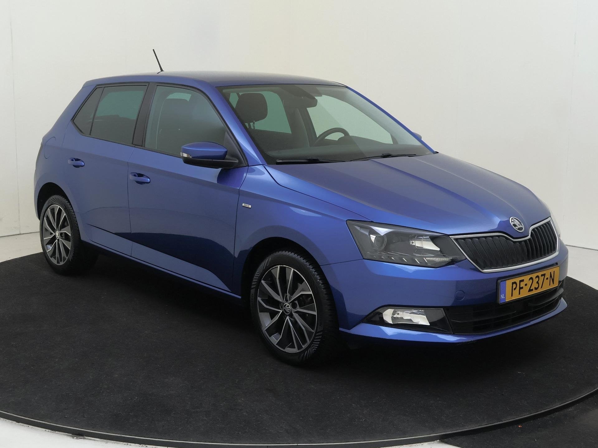 Skoda Fabia 1.2 TSI Drive | airco | cruise control | lichtme, Auto's, Parkeersensor, Stof, Euro 6, 4 cilinders