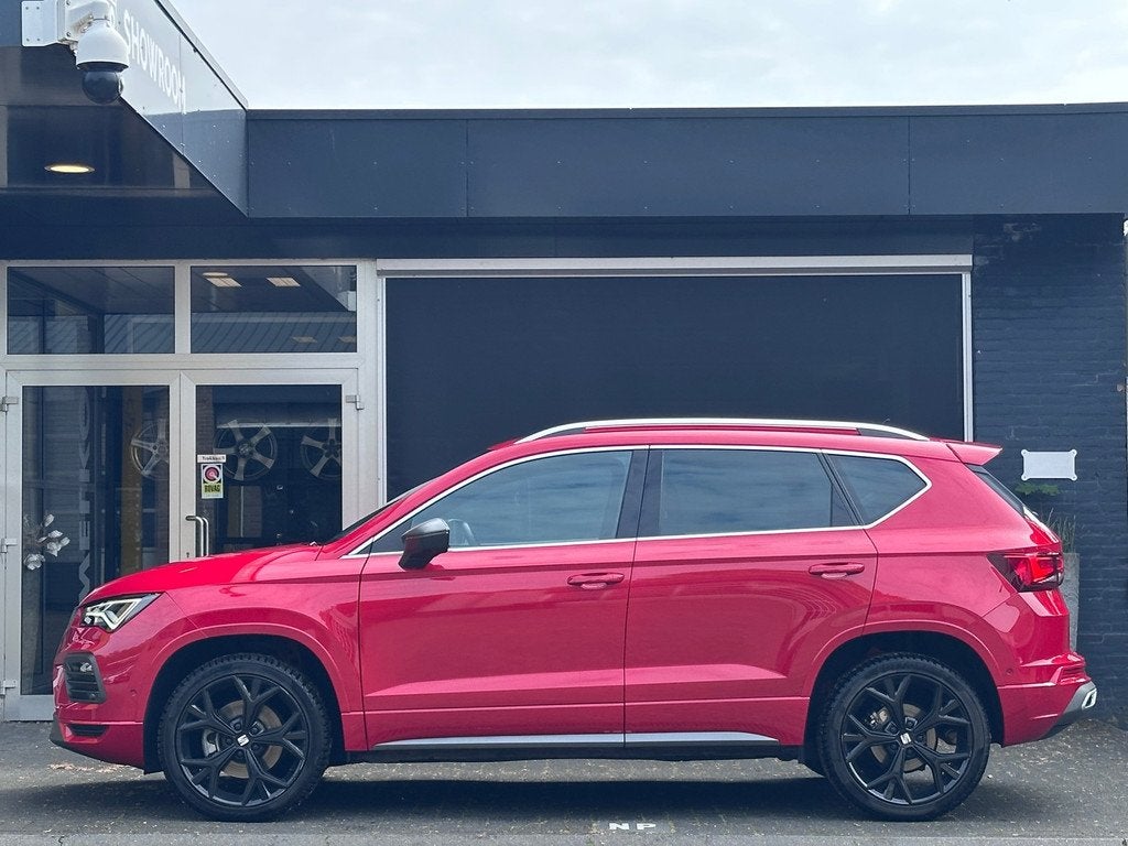 Seat Ateca 1.5 TSI FR Business Intense 12md Garantie! 360 CA, Auto's, Seat, Euro 6, 4 cilinders, Ateca, Start-stop-systeem