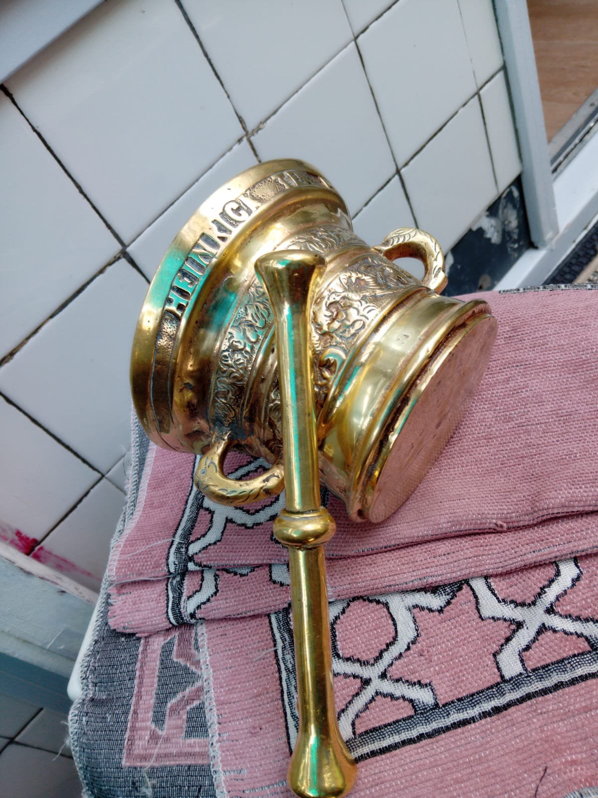 Antieke Oude bronze Vijzel, Ophalen, Brons