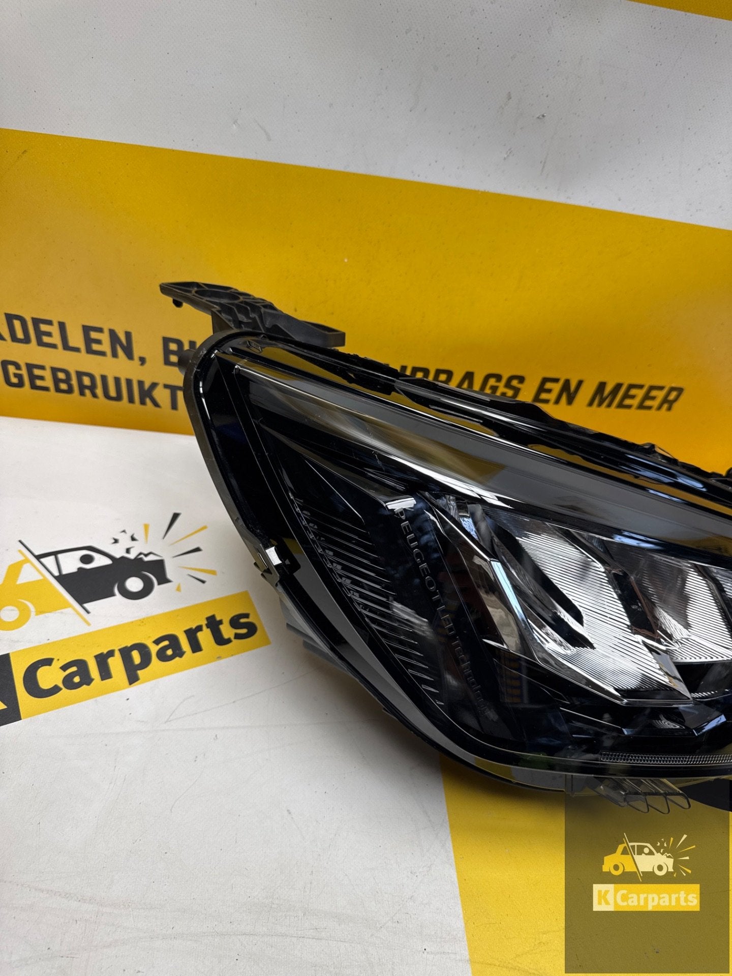 Koplamp PEUGEOT Rechts 208 II 2 2008 II 2 LED 19-23, Auto-onderdelen, Info@fabrikant.eu, Fabrikantstraat 1
1000 AA  Amsterdam, NL