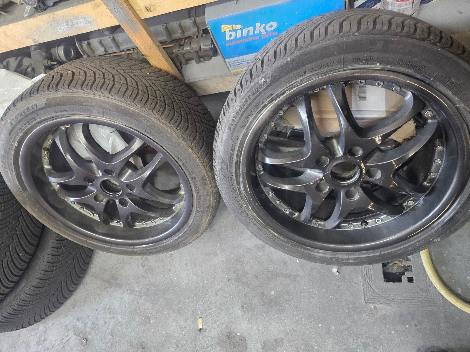 Velgen met banden  225/45/17, Ophalen, 17 inch, Band(en), Zomerbanden