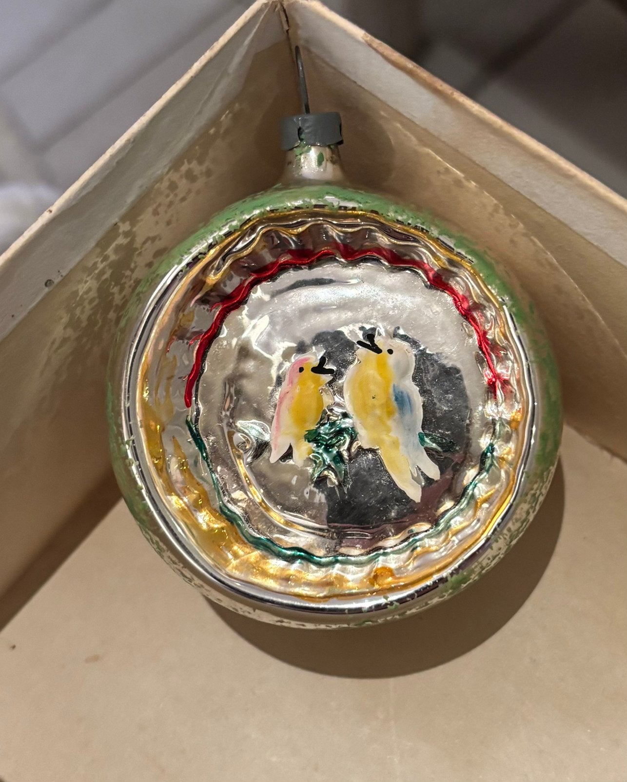 Oude kerstbal met vogeltjes, Ophalen of Verzenden, Gebruikt