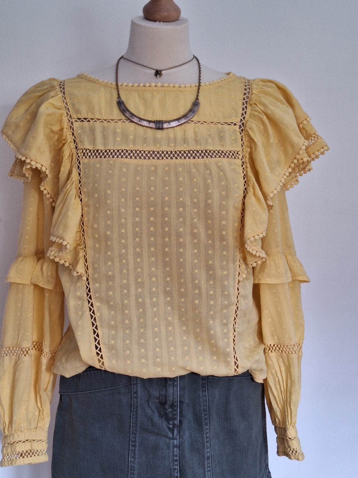 Fabienne Chapot blouse maat 38, geel met ruches, Maat 38/40 (M), Geel, Ophalen of Verzenden, Zo goed als nieuw