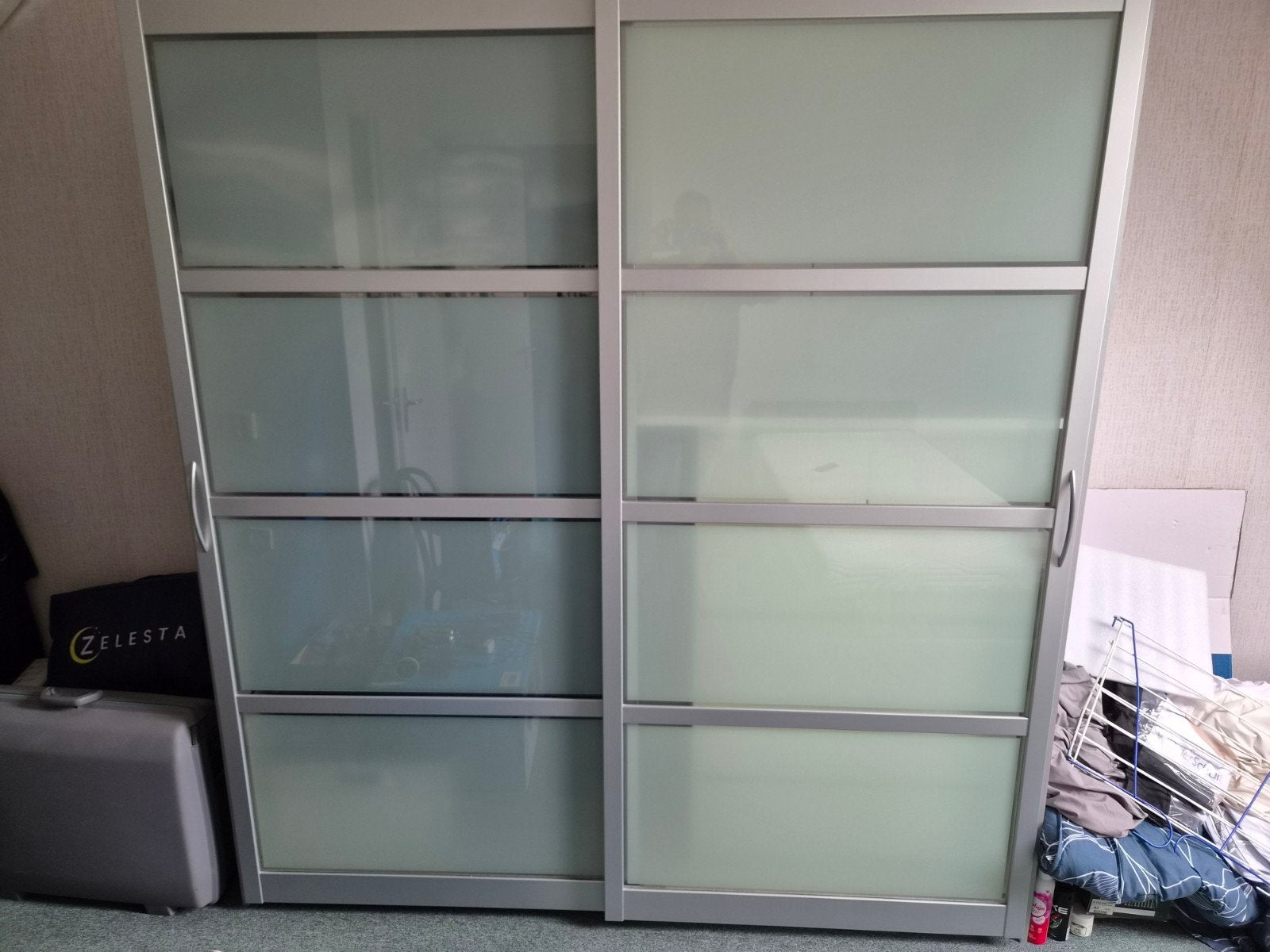 Grote kledingkast met schuifdeuren en binnenkast, Huis en Inrichting, Kasten | Kledingkasten, Overige materialen, 200 cm of meer