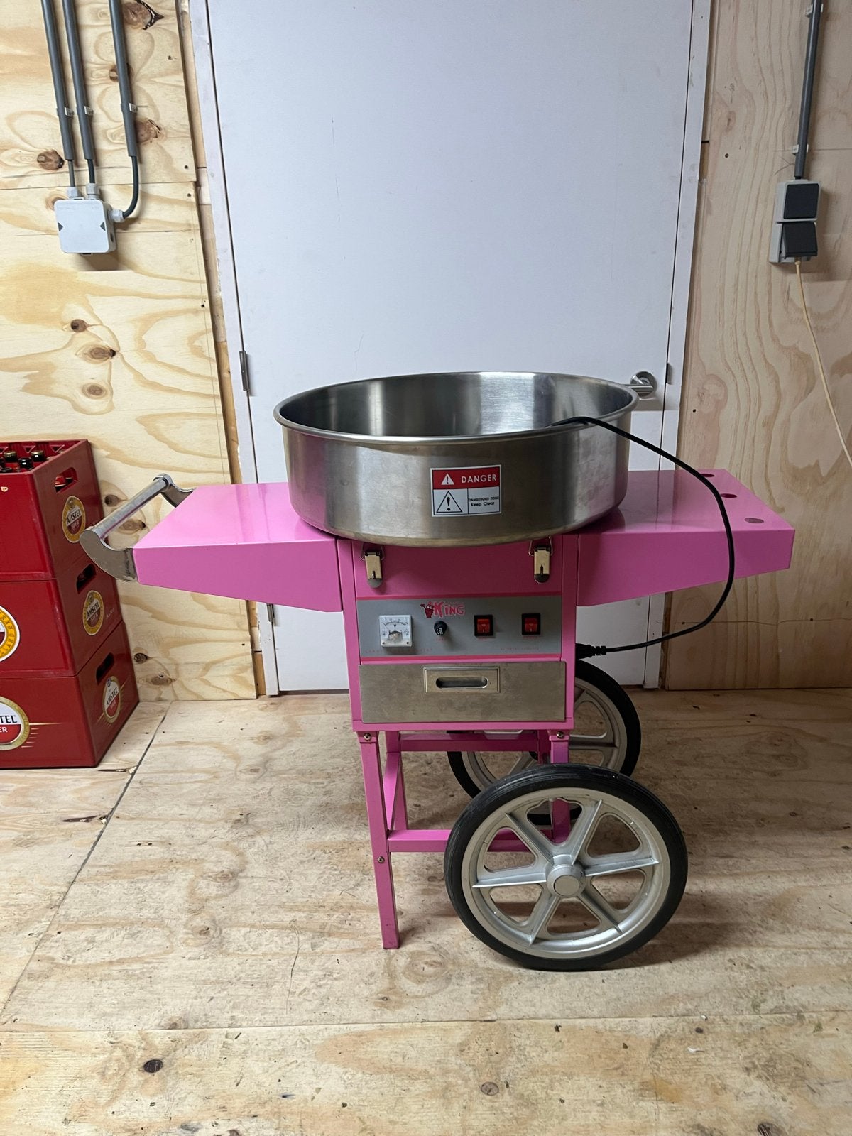 Roze Suikerspinmachine op wielen - Royal Catering, Ophalen of Verzenden, Gebruikt