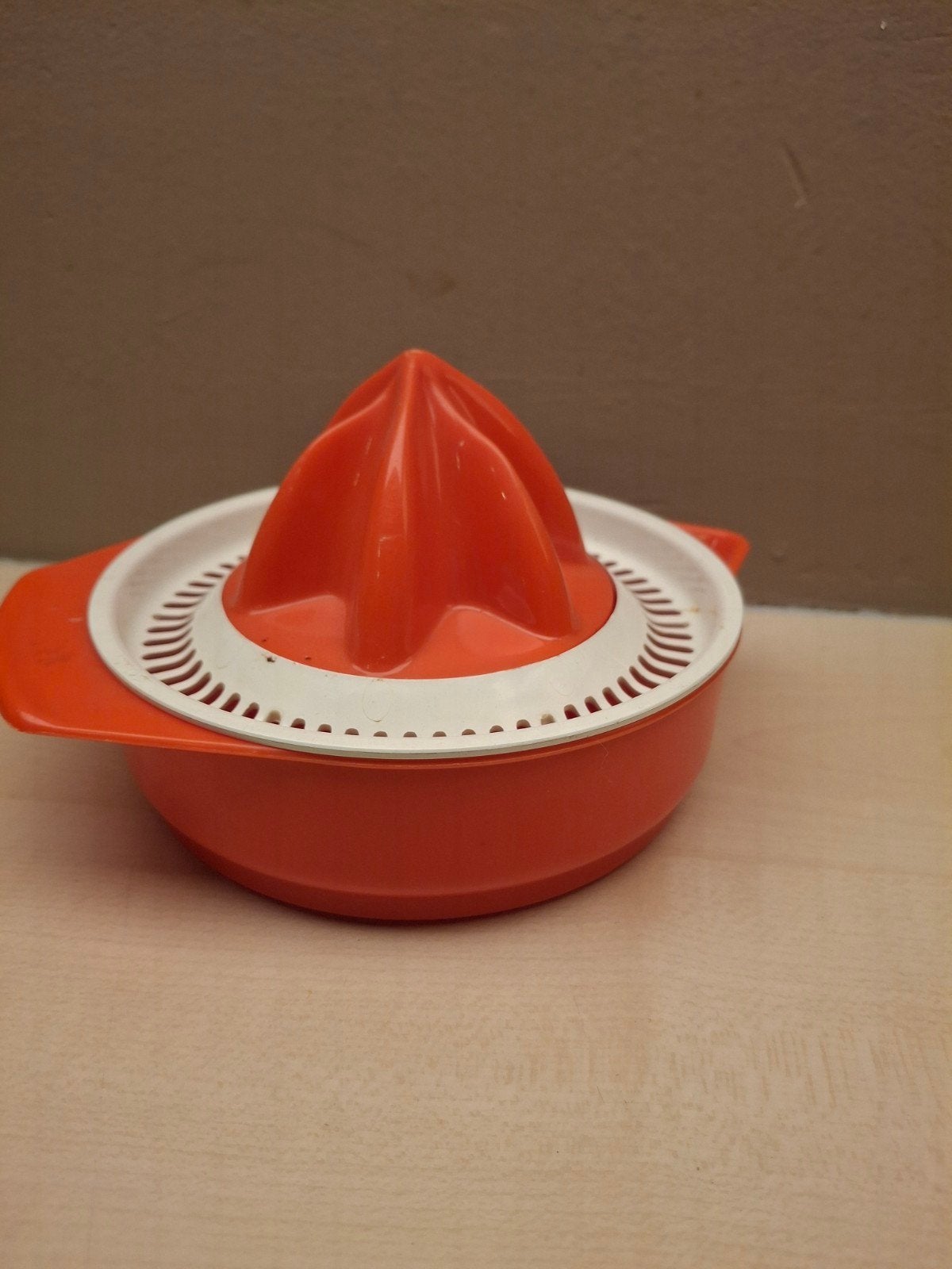 Vintage citruspers - Oranje en wit - Made in Holland, Ophalen of Verzenden