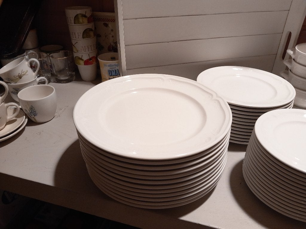 Villeroy en Boch servies Cortina., Huis en Inrichting, Keuken | Servies, Villeroy & Boch, Ophalen of Verzenden, Zo goed als nieuw