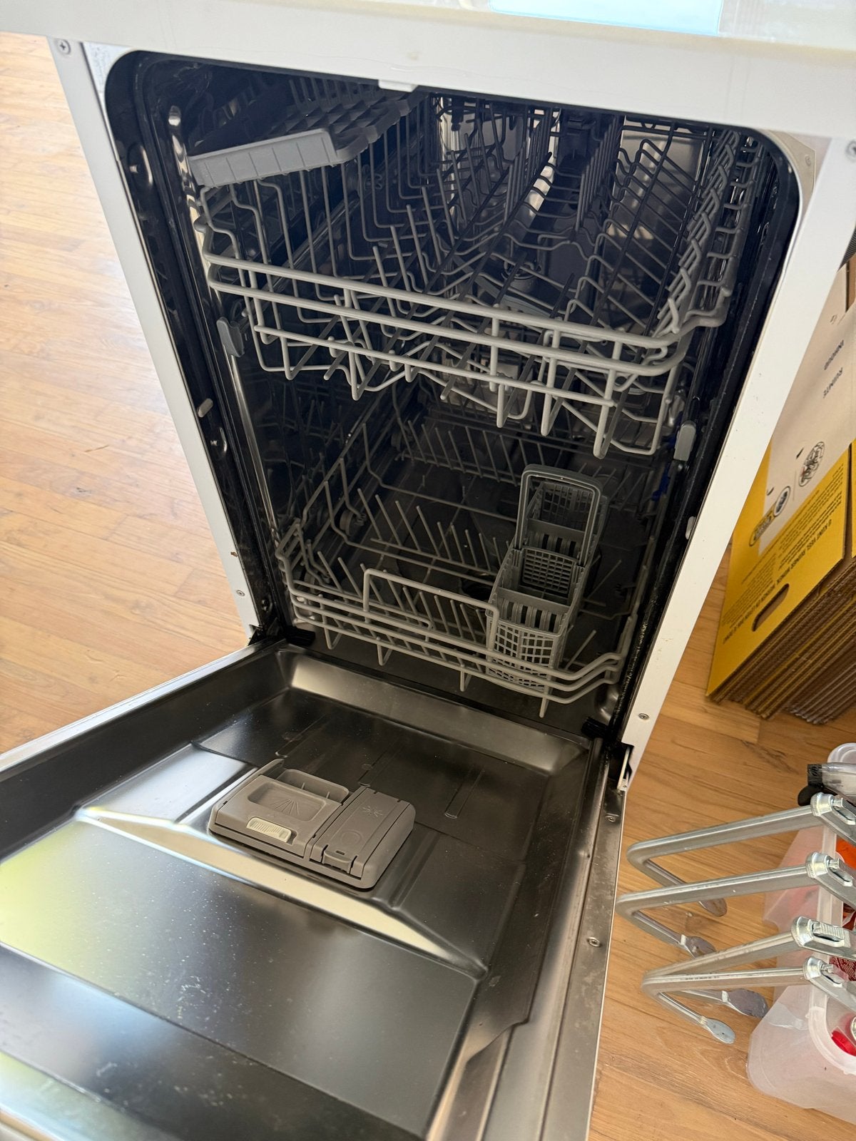 ETNA VWV147SWIT 45cm - Smalle vrijstaande vaatwasser - Wit, Witgoed en Apparatuur, Vaatwasmachines, Ophalen, Minder dan 45 cm