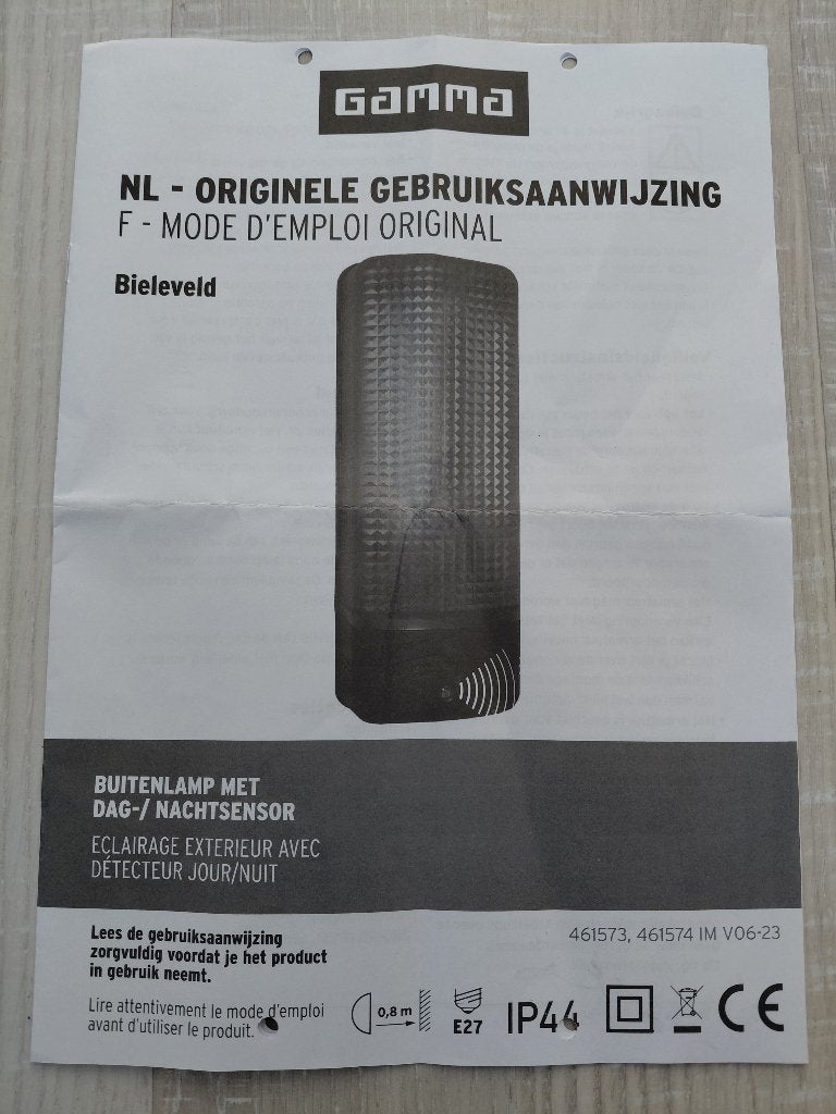 Gamma buitenlamp met dag/nacht sensor (type aan/uit)., Ophalen, Kunststof, Licht-donker-sensor, Wandlamp