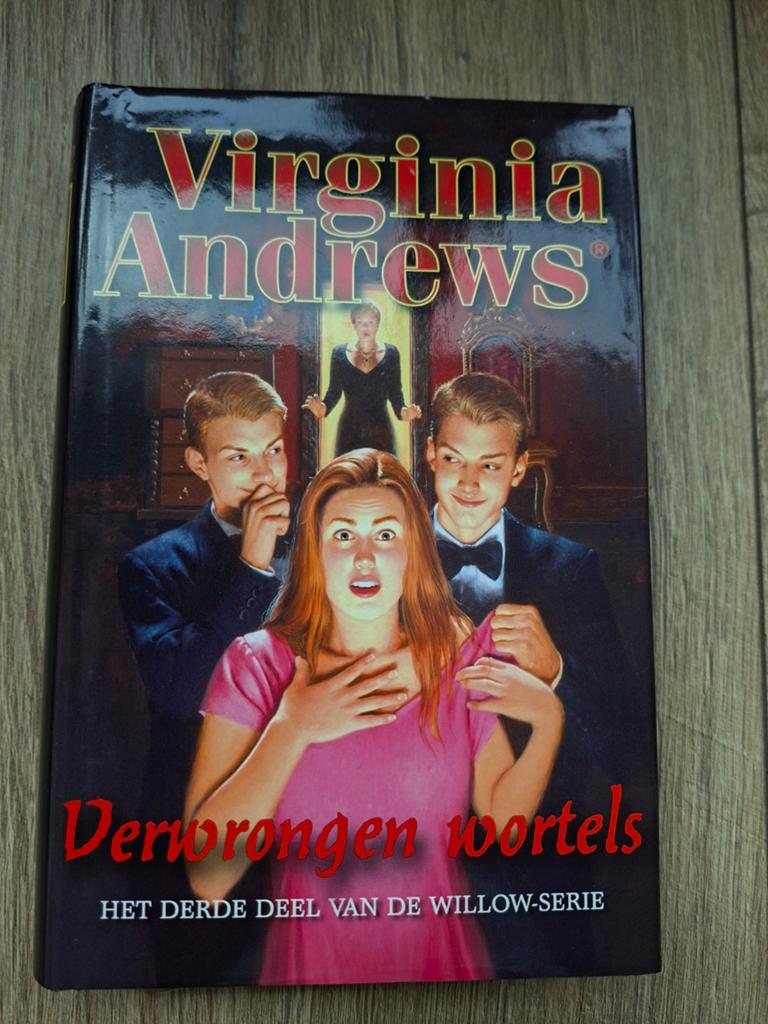 Virginia Andrews De 5 Delige Willow Serie, Ophalen of Verzenden, Zo goed als nieuw