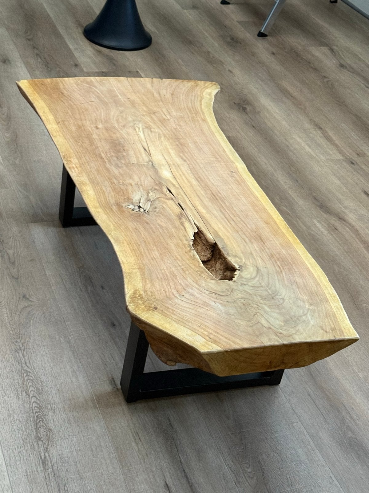 Unieke massieve boomstam salontafel – suarhout – 7 cm dik, Gebruikt, 100 tot 150 cm, Overige vormen, 5 – 50