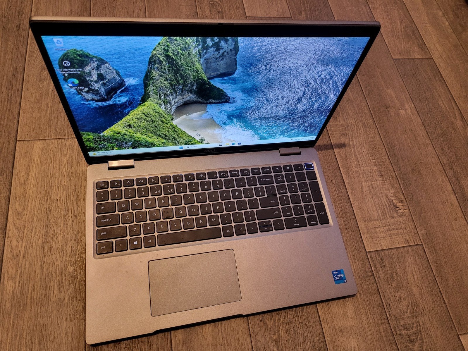 Dell Latitude 5520 – Intel Core i5-1145G7 | Zakelijke Laptop, Computers en Software, 256 GB, 2 tot 3 Ghz, Qwerty, DELL Latidude