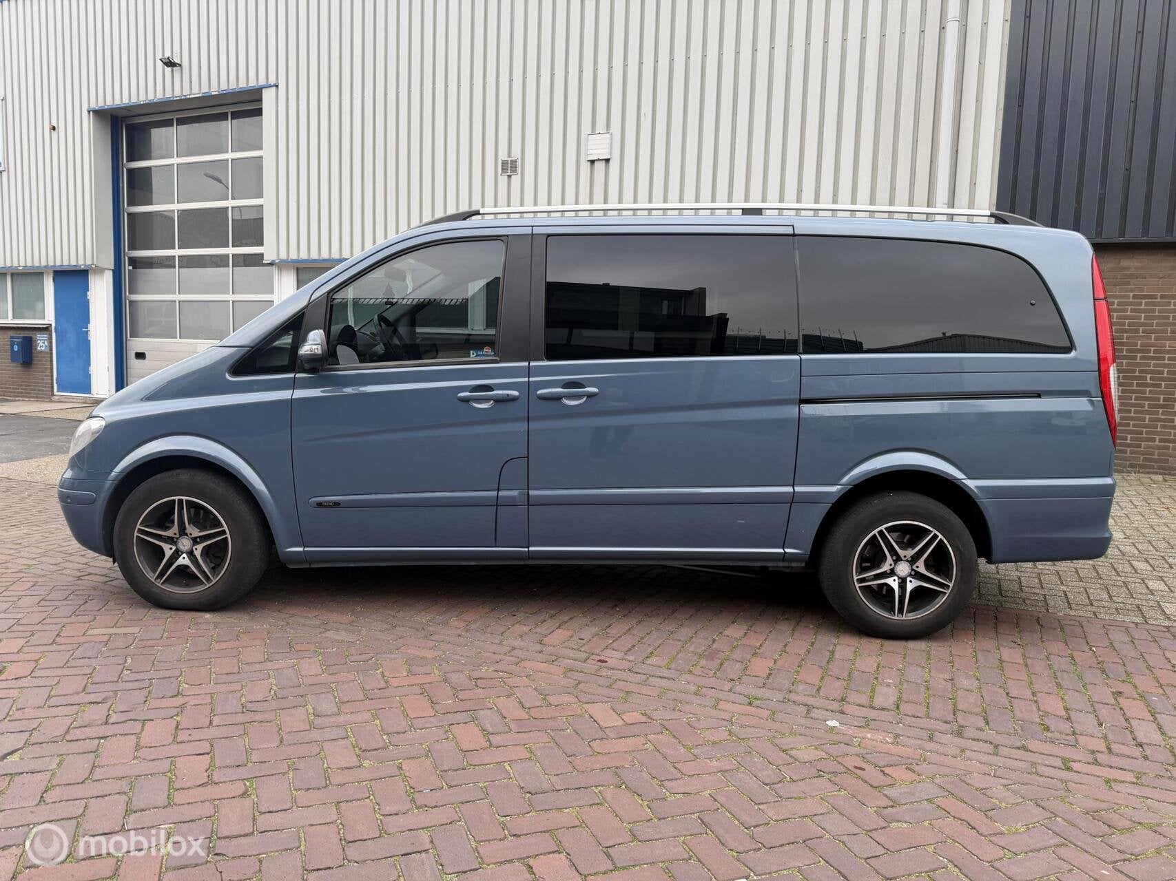 Mercedes Viano 2.0 CDI Ambiente L AUTOMAAT / 6 PERSOONS / OR, Auto's, Automaat, Gebruikt, 8 stoelen, 2000 kg