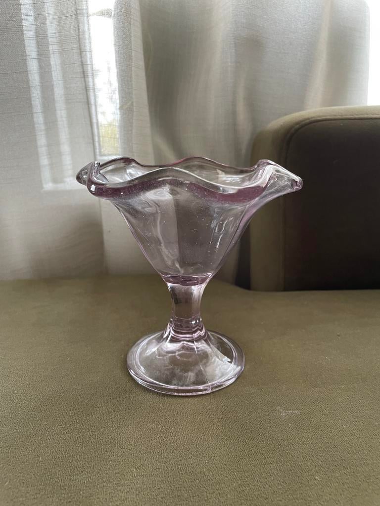 Vintage retro ijscoupe glas licht roze, Ophalen