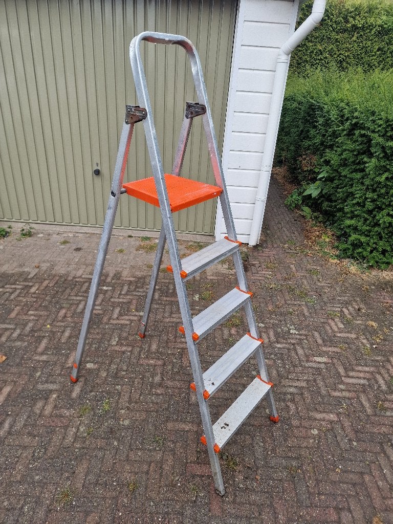 Huishoudtrap, Ophalen, Gebruikt, Trap, Opvouwbaar of Inschuifbaar