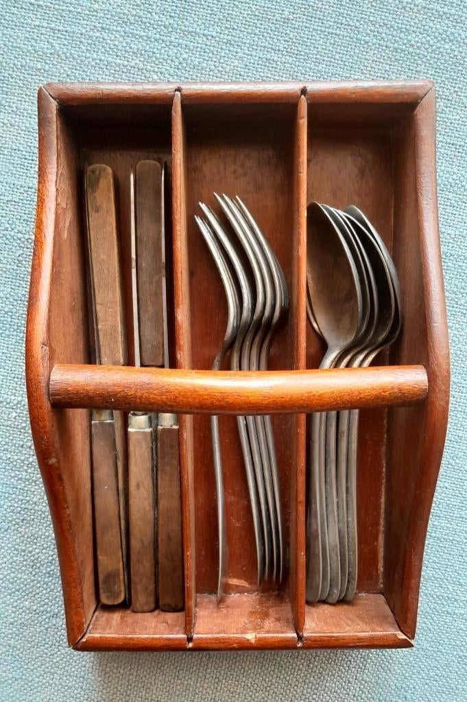 Vintage tinnen kinderbestek in houten doosje, Ophalen of Verzenden