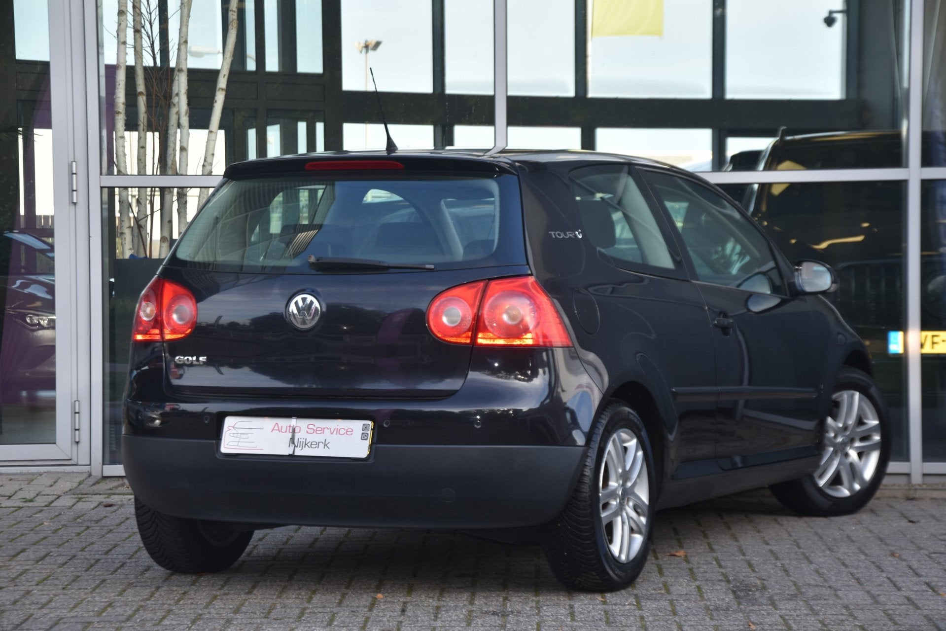 Volkswagen GOLF 1.4 Trendline | CarPlay | Airco | Cruise | P, Voorwielaandrijving, Stof, Gebruikt, Zwart