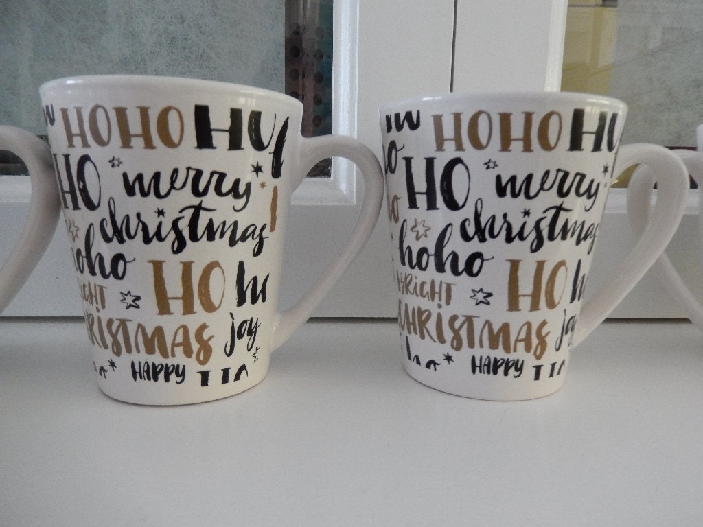7x wit kerst beker mok Ho ho ho merry christmas zwart goud, Diversen, Kerst, Ophalen of Verzenden, Zo goed als nieuw
