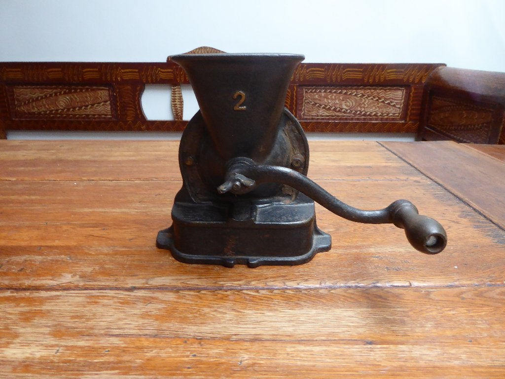 Antieke koffiemolen, Antiek en Kunst, Ophalen of Verzenden