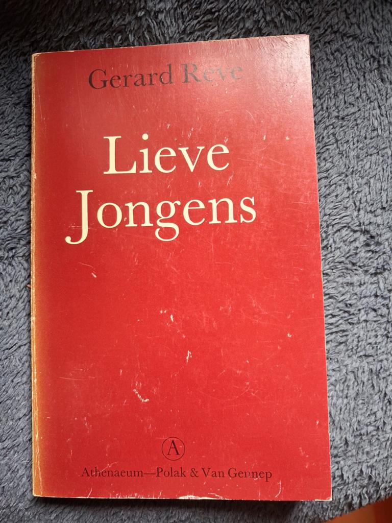 Gerard Reve - Lieve Jongens (Athenaeum-Polak & Van Gennep), Ophalen of Verzenden, Gelezen, Gerard Reve, Nederland