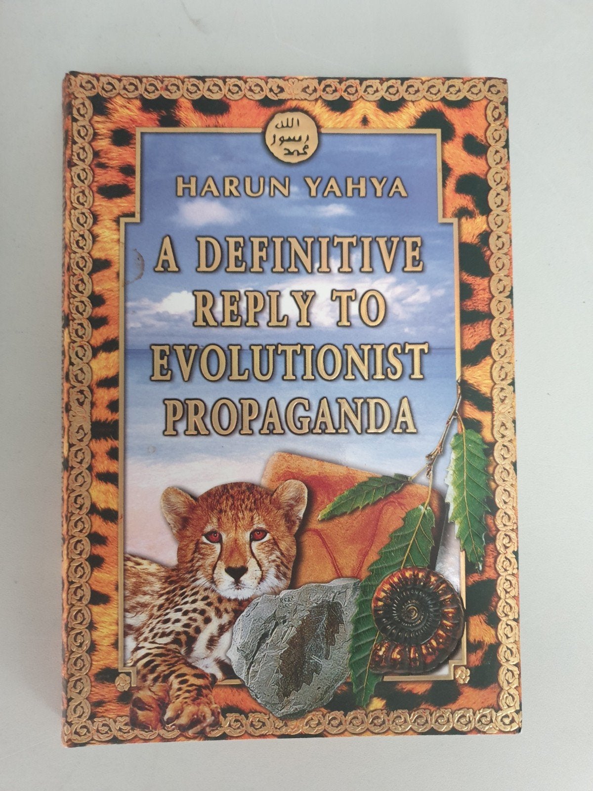 A Definitive Reply to Evolutionist Propaganda - Harun Yahya, Ophalen of Verzenden, Gelezen