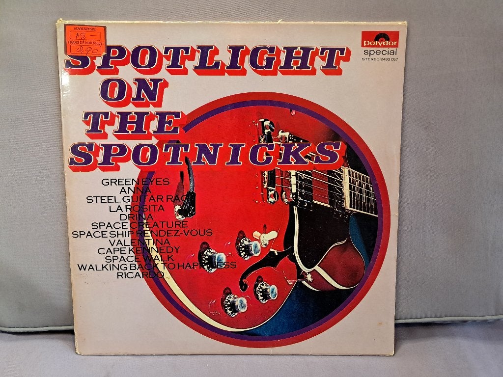 lp. The Spotnicks - Spotlight on The Spotnicks. ex, LP, Gebruikt, Overige genres, Ophalen of Verzenden