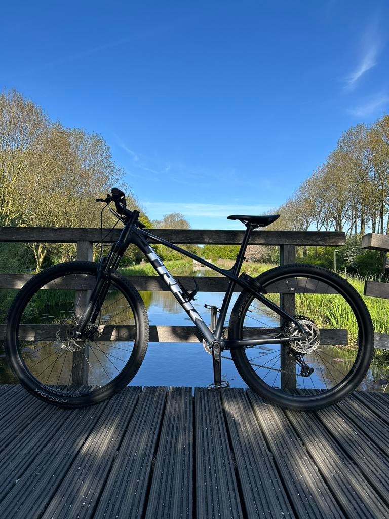 Trek X-Caliber 9 2021 – Maat L – Zeer nette staat, Fietsen en Brommers, Fietsen | Mountainbikes en ATB, Ophalen, Zo goed als nieuw