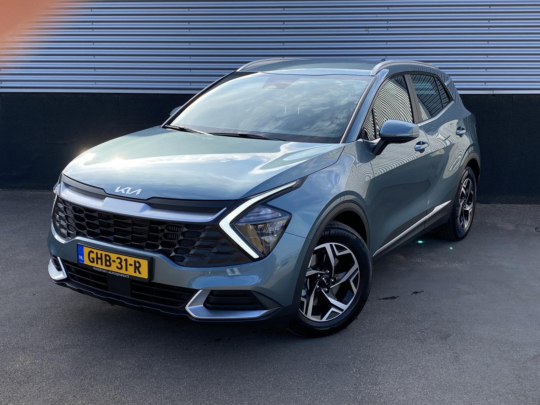 Kia Sportage 1.6 T-GDi MHEV ComfortLine Trekhaak, Navigatie,, Voorwielaandrijving, Gebruikt, Euro 6, 4 cilinders