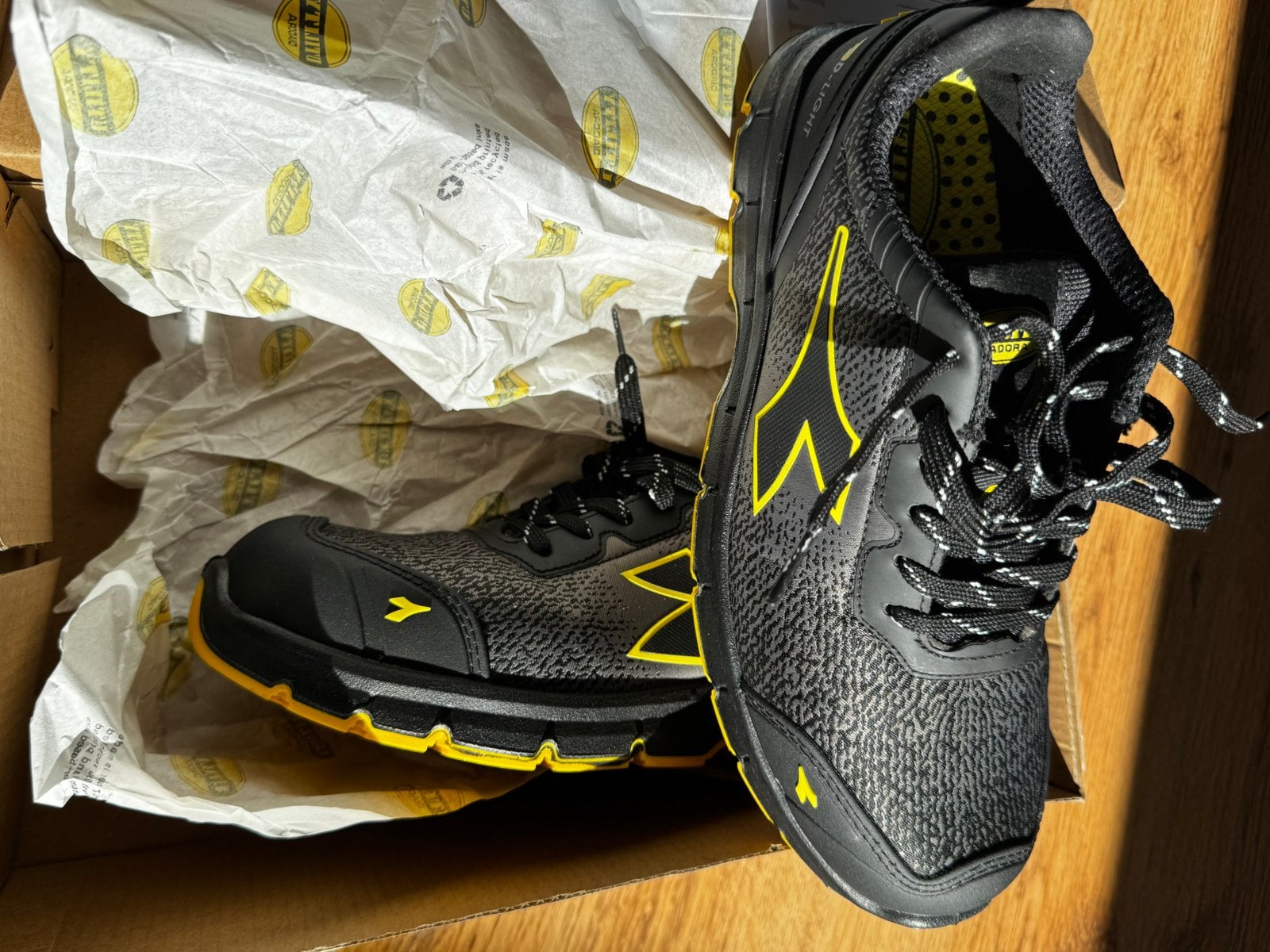 Diadora Utility Run Atom Evo Low S3S, nieuw in doos, mt 41, Ophalen of Verzenden, Nieuw
