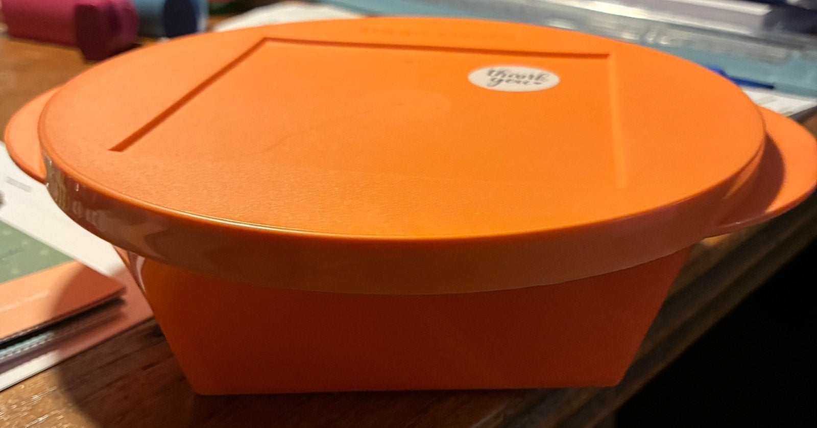 Splinternieuw oranje Tupperware Serve & Go Bowl. 5537A - 5, Overige typen, Nieuw, Oranje, Ophalen of Verzenden