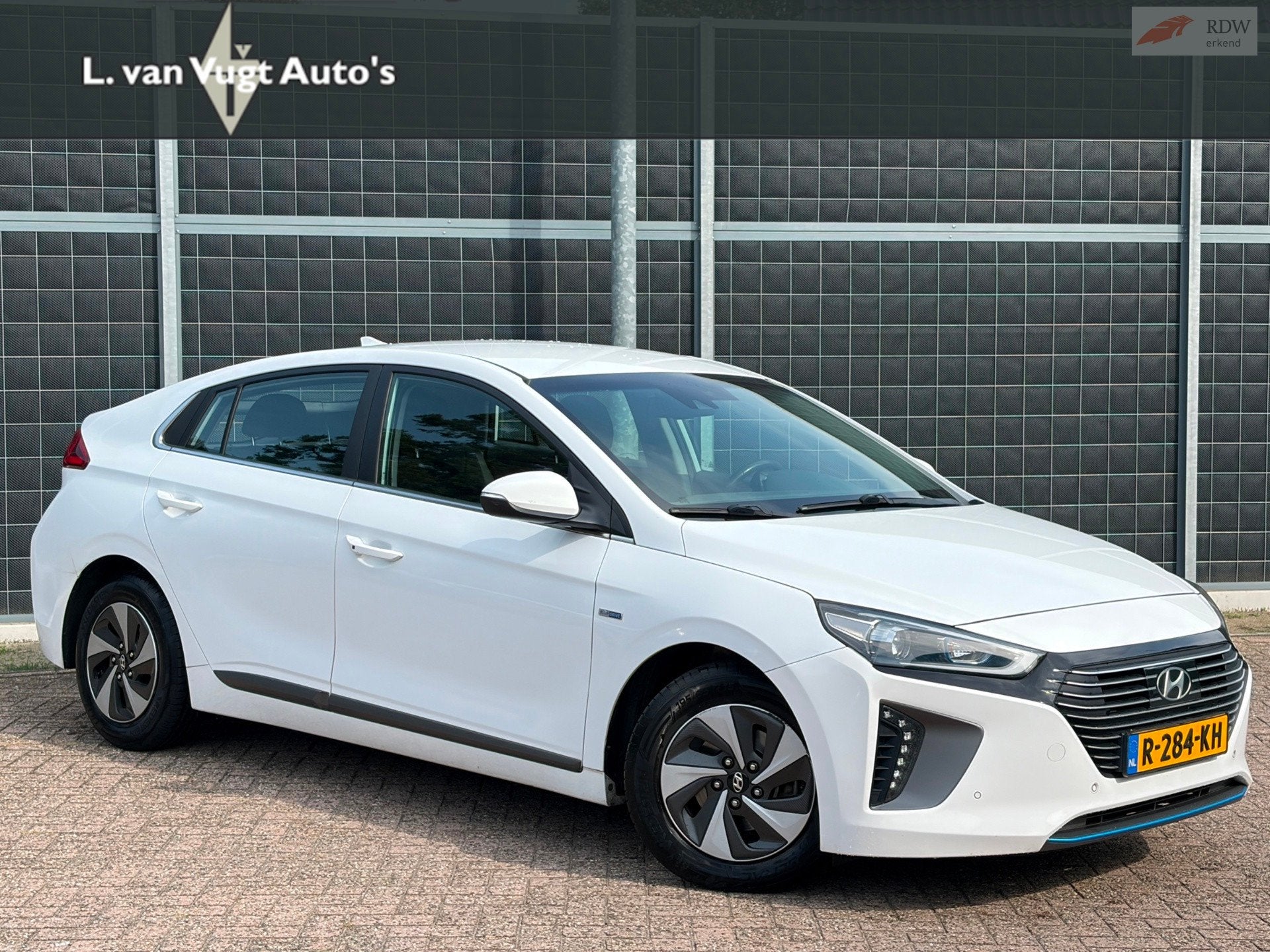 Hyundai IONIQ 1.6 GDi | Premium | Hybride | automaat |, 28 km/l, Gebruikt, Euro 6, Wit