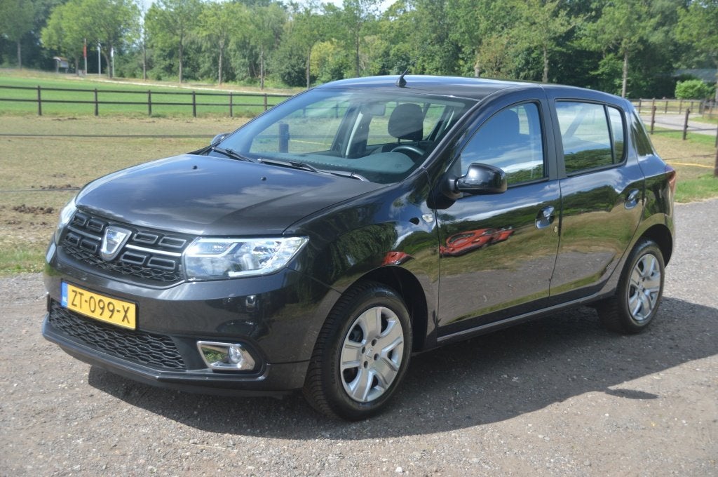 Dacia Sandero 0.9 TCe Laureate Airco 89.000 km (bj 2019), Auto's, Dacia, 945 kg, Stof, Zwart, Origineel Nederlands