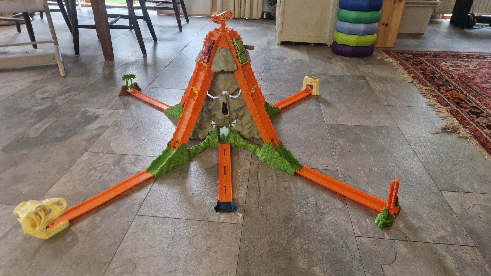 Hot Wheels Vulkaan Racebaan (incl auto's), Racebaan, Opwindmechanisme, Ophalen of Verzenden, Zo goed als nieuw