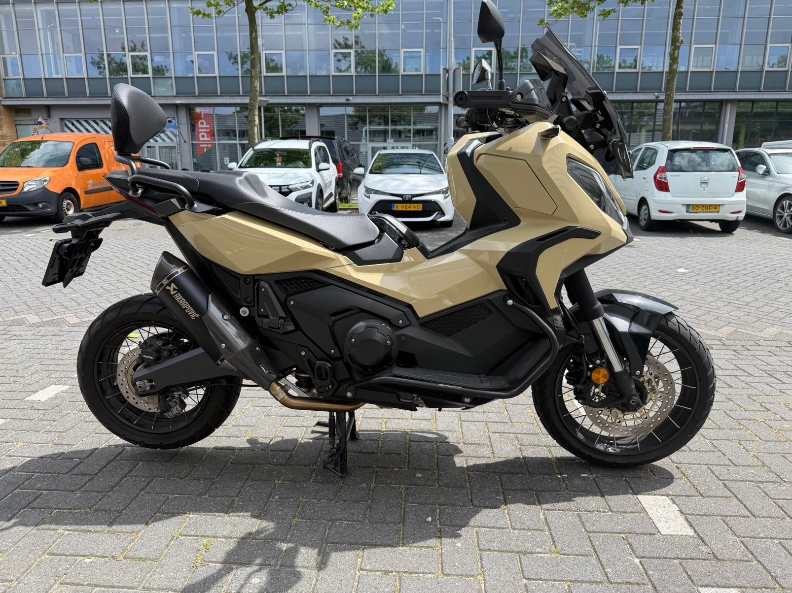Honda X-ADV 750 ABS DCT | 7.3xx km | Akrapovič Full System, 750 cc, Scooter, Particulier, Meer dan 35 kW