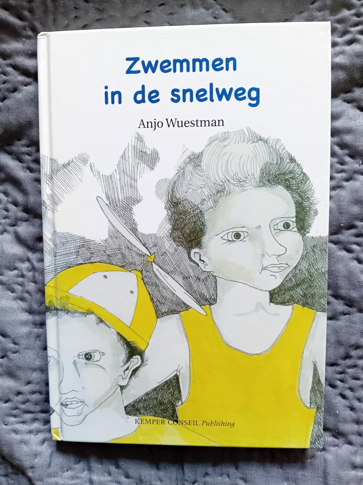 Zwemmen in de snelweg - Anjo Wuestman, Ophalen of Verzenden, Gelezen, Anjo Wuestman, Fictie algemeen
