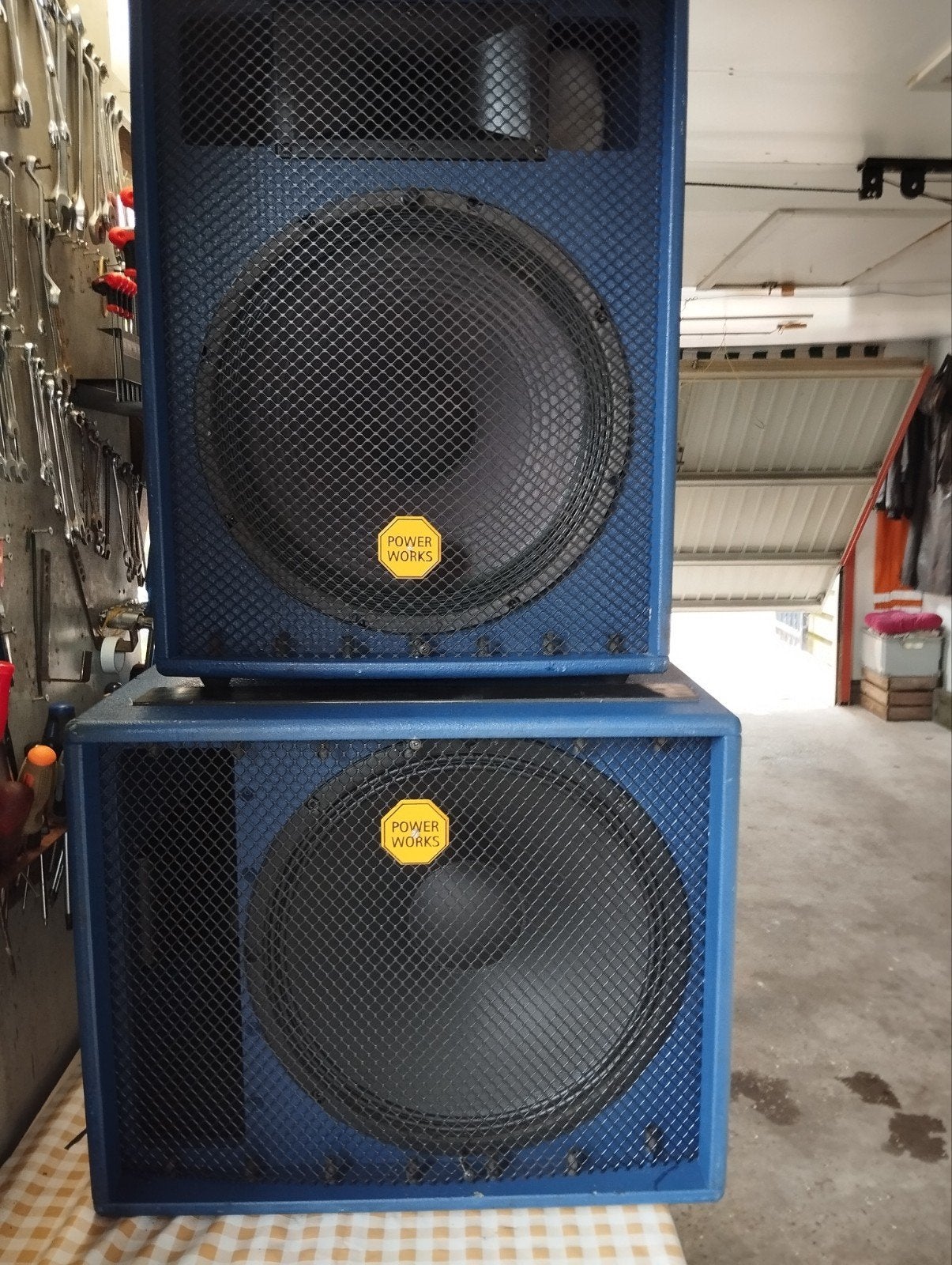 Power works speakers en 12A devine, Ophalen, Zo goed als nieuw, Subwoofer, Overige merken